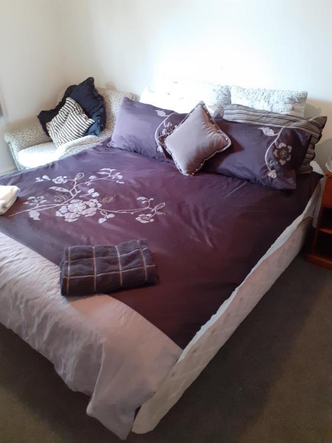 Intrepid Bed & Breakfast Christchurch Ngoại thất bức ảnh
